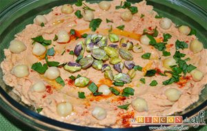 Hummus Con Pistachos Y Pimientos