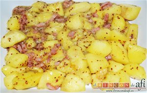 Manzanas Y Plátanos Caramelizados Con Mostaza Antigua Y Bacon