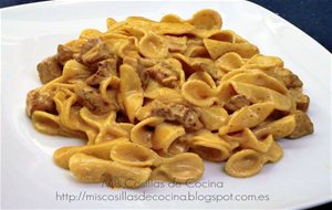 Pasta Con Carne De Pinchos
