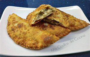 Empanadillas De Champiñones Y Queso De Cabra
