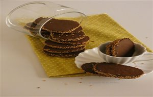 Galletas De Algarroba Y Sésamo
