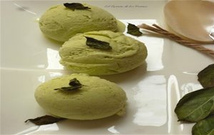 Helado De Albahaca Con Yogur Griego
