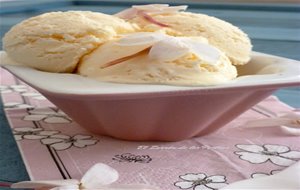 Helado De Flores De Jazmín
