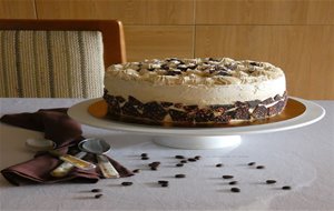 Tarta De Café Y Chocolate Con Buttercream
