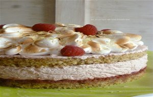 Tarta De Pistachos, Almendra Y Frutos Rojos
