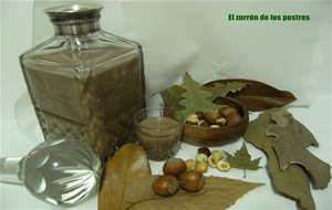 Licor Crema De Cacao Con Avellanas
