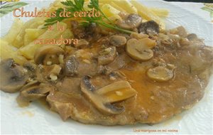 Chuletas De Cerdo A La Cazadora
