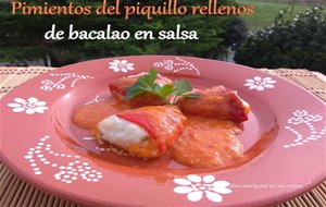 Pimientos Del Piquillo Rellenos De Bacalao Y Bechamel En Salsa 
