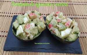 Ensalada De Aguacate Y Surimi
