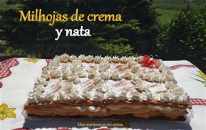 Milhojas De Crema Pastelera Y Nata
