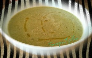 Crema De Lechuga Con Cebolla
