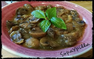 Champiñones Guisados En Slow Cooker
