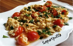 Huevos Revueltos Con Tomates
