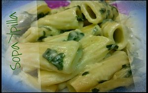 Macarrones Con Espinacas Al Roquefort
