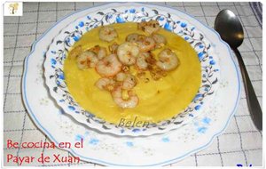 Crema De Calabaza Con Refrito De Gambas
