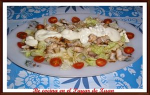 Ensalada De Patata Y Bonito Fresco Con Crema Agria 
