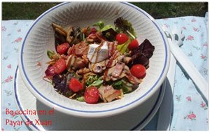 Ensalada Templada Con Beicon Y Champiñones
