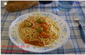 Espaguetis Con Cebolla Y Aceitunas
