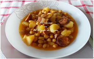 Garbanzos Con Chorizo
