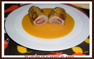 Hamburguesas Rellenas Sobre Crema De Calabaza
