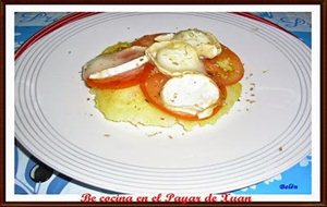 Timbal De Patata, Tomate Y Queso De Cabra 
