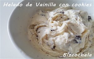 Helado De Vainilla Con Cookies
