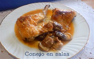 Conejo En Salsa
