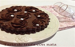 Tarta De Trufa Con Nata
