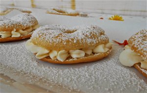 Zeppole (rosquillas)
