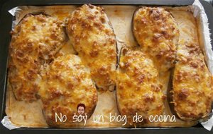 Berenjenas Rellenas De Carne, Con Bechamel
