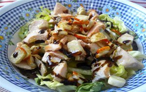 Ensalada De Salmón Y Chaca
