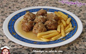 Albóndigas En Salsa De Vino