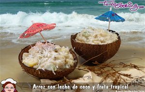 Arroz Con Leche De Coco Y Frutas Tropicales