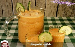 2 Recetas Fáciles De Gazpacho: El Tradicional Y Con Frutas