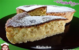 Käsekuchen. Tarta De Queso Alemana