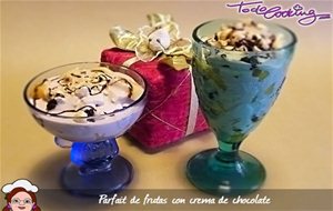 Parfait De Frutas Con Crema Chocolateada