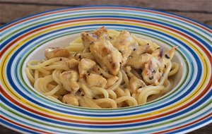 Pasta Con Pollo A La Parmesana
