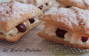 Milhojas De Nata Y Arándanos
