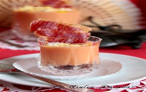 Vasito De Salmorejo Cordobés Con Peineta
