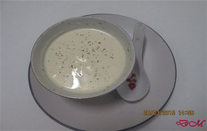 Salsa De Miel Y Yogur