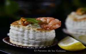 Canapés De Pescado , Mejillones Y Gambón
