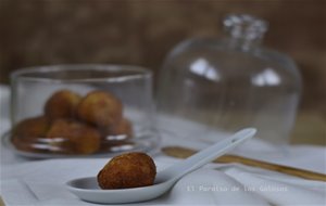 Biterballen - Croquetas De Boletus Y Jamón 
