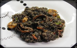 Arroz Negro Con Calamares Y Langostinos