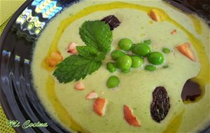 Gazpacho de guisantes con hierbabuena