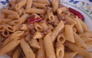 Penne Rigate All&#180;arrabbiata (macarrones Picantes)
