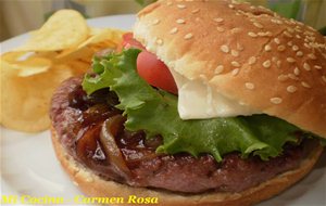 Hamburguesa De Ternera Con Cebolla Caramelizada
