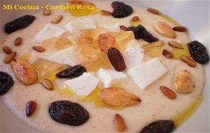 Ajo Blanco De Almendras Y Piñones Con Queso Fresco De Cabra, Uvas Pasas Y Gelatina De Vino Dulce Malagueño 
