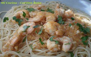 Espaghettis Con Langostinos Y Cilantro
