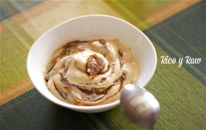 Helado De Plátano Con Crema dulce