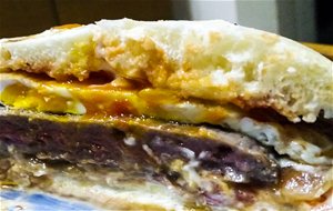 118 &#8211; Hamburguesa Deluxe De Ternera